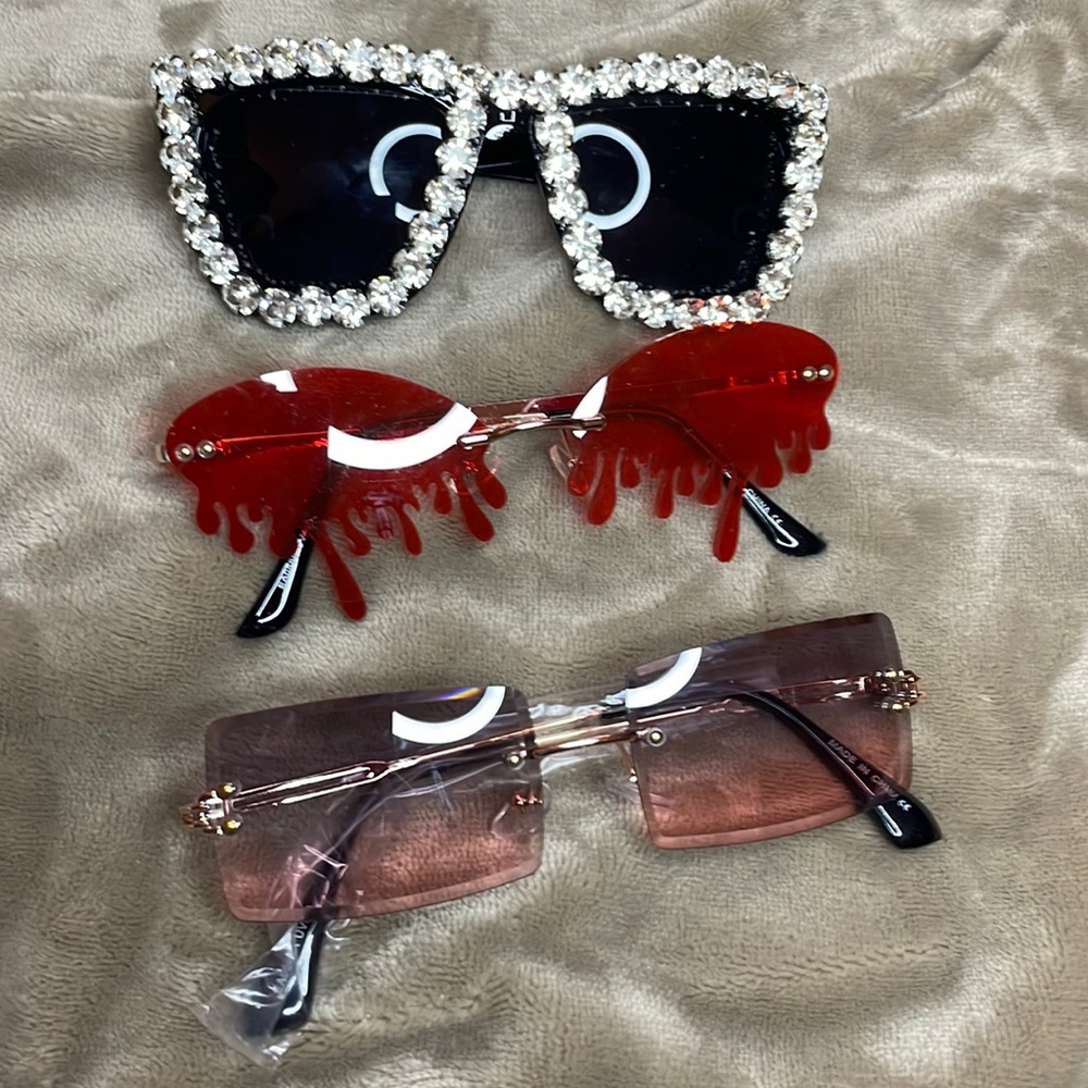 3 pairs of unbranded new Sunglasses
